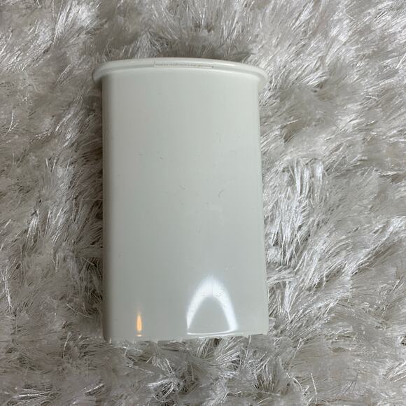 OEM Cuisinart Little Pro Plus Food Processor Juicer Replacement Part Pusher - Picture 5 of 5